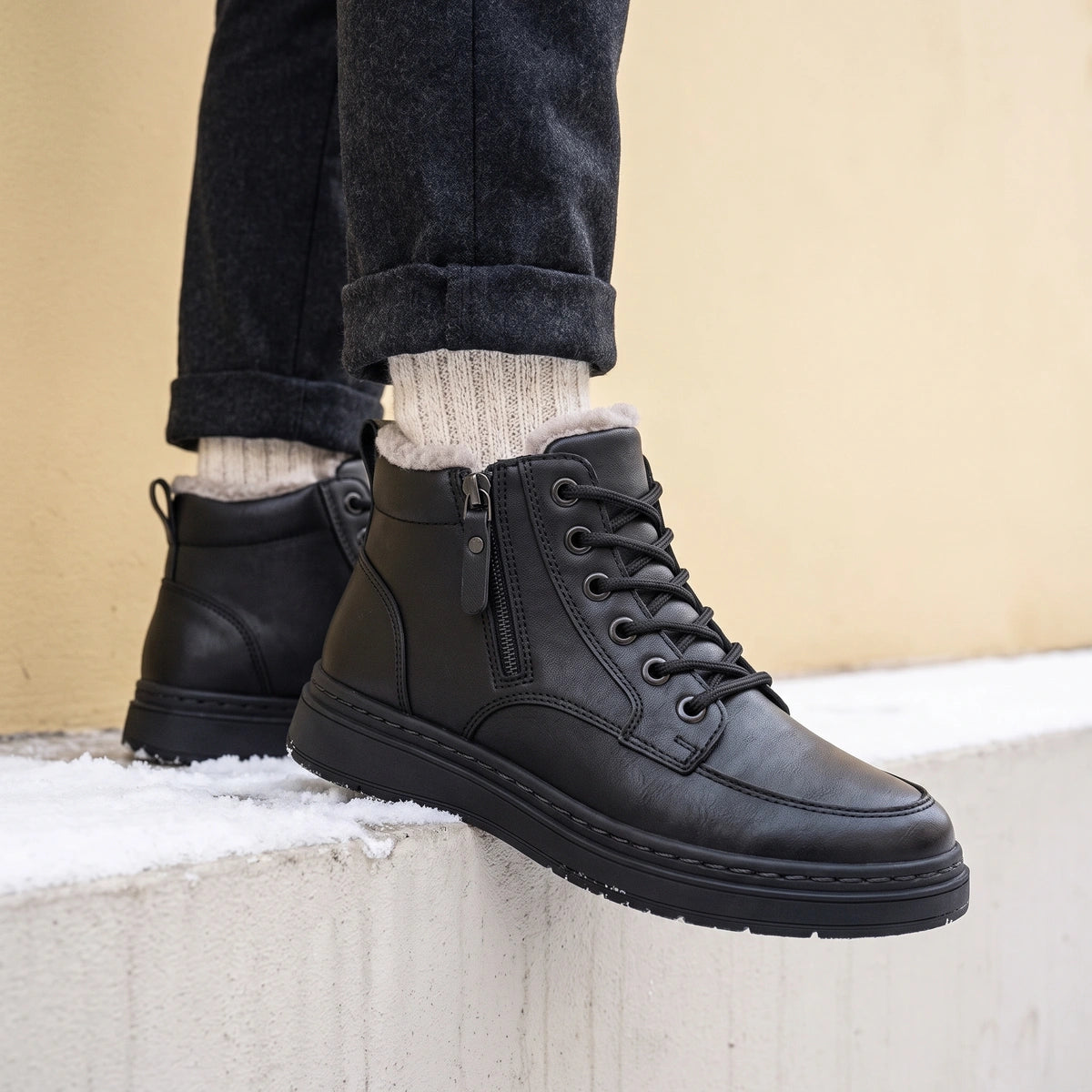 Carson Shearling Collar Moc Toe Winter Boots - Black
