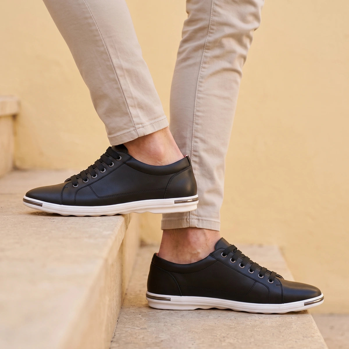 Jake Leather Smart Casual Low Top Sneakers - Black